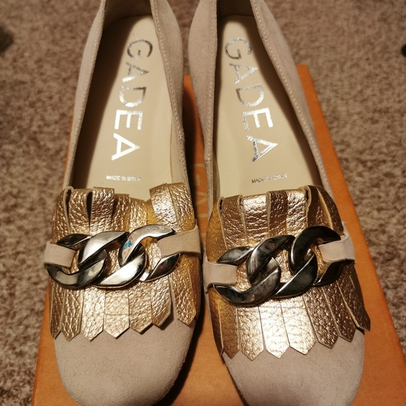 Gadea size 38(8) pink shoe. (Rose gold) - Picture 2 of 5